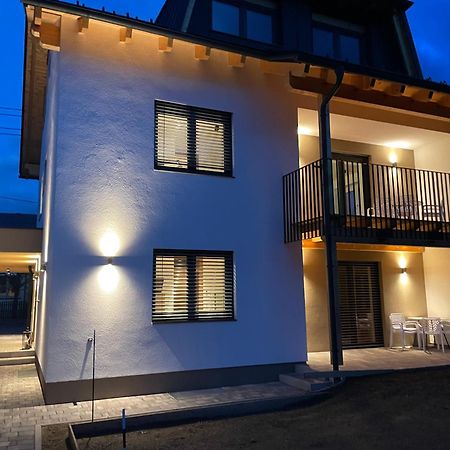Lake & Town Apartments Klagenfurt Клагенфурт Екстериор снимка